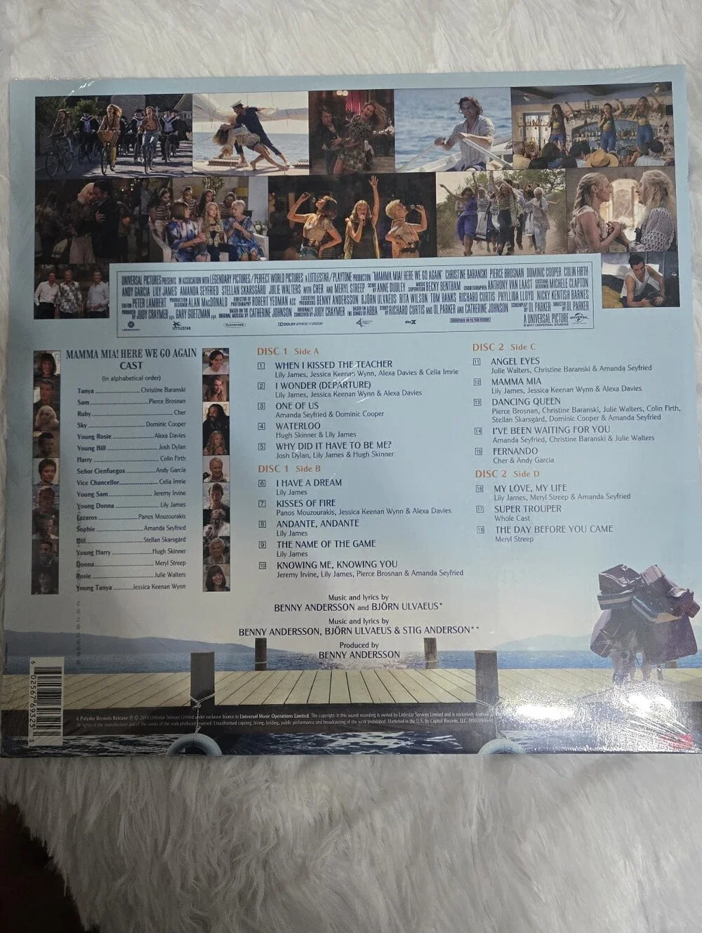 MAMMA MIA! Here We Go Again Movie Soundtrack Vinyl – White & Blue Cover